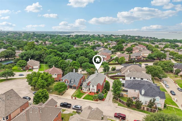 2928 Newport Drive, Rockwall, TX 75032