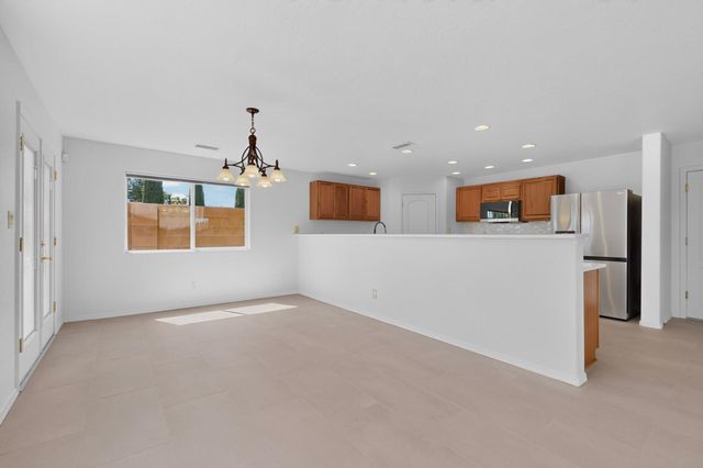 2104 San Venito Road NW, Albuquerque, NM 87104