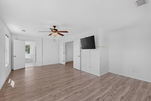 2104 San Venito Road NW, Albuquerque, NM 87104