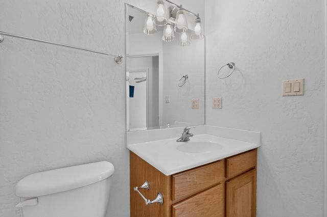 2104 San Venito Road NW, Albuquerque, NM 87104