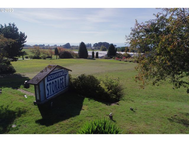 15282 HIGHWAY 101, Brookings, OR 97415