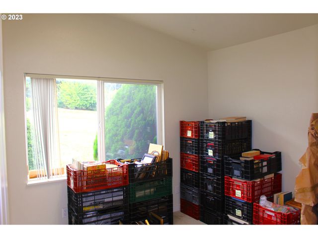 15282 HIGHWAY 101, Brookings, OR 97415