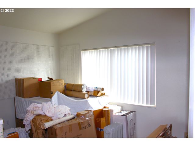 15282 HIGHWAY 101, Brookings, OR 97415