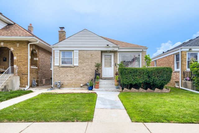 1734 N 22nd Avenue, Melrose Park, IL 60160