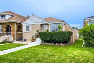1734 N 22nd Avenue, Melrose Park, IL 60160