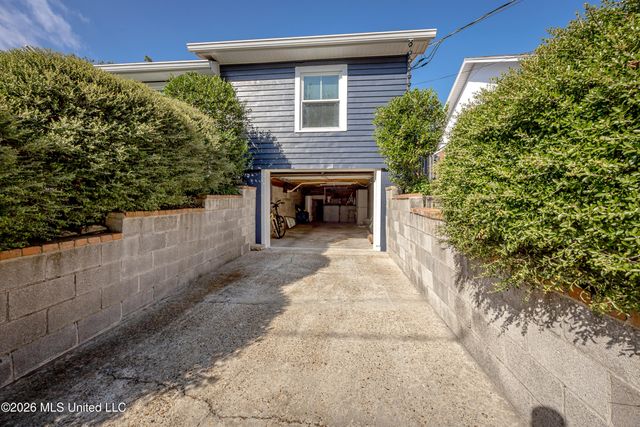 171 Miramar Avenue, Biloxi, MS 39530