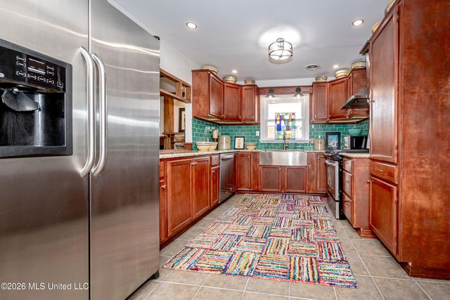 171 Miramar Avenue, Biloxi, MS 39530