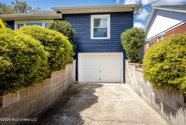 171 Miramar Avenue, Biloxi, MS 39530