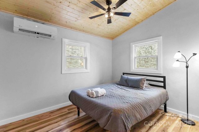 124 Glad Tidings Lane, Sylva, NC 28779