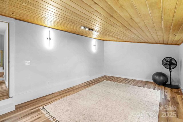 124 Glad Tidings Lane, Sylva, NC 28779