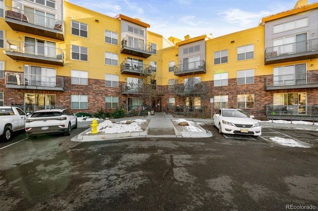 9019 E Panorama Circle D211, Centennial, CO 80112