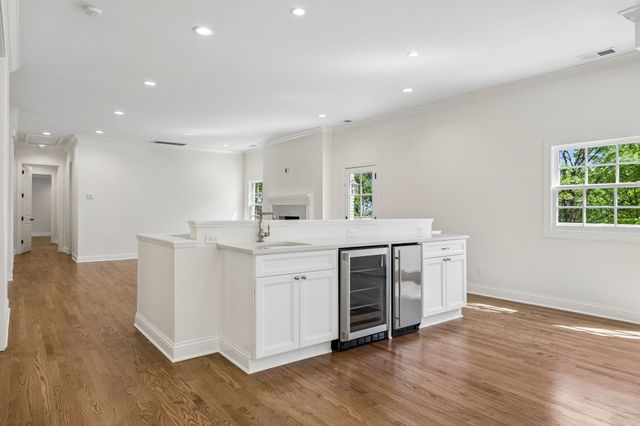 5622 Hillview Dr, Brentwood, TN 37027