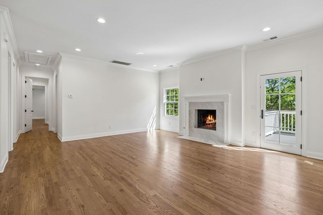 5622 Hillview Dr, Brentwood, TN 37027