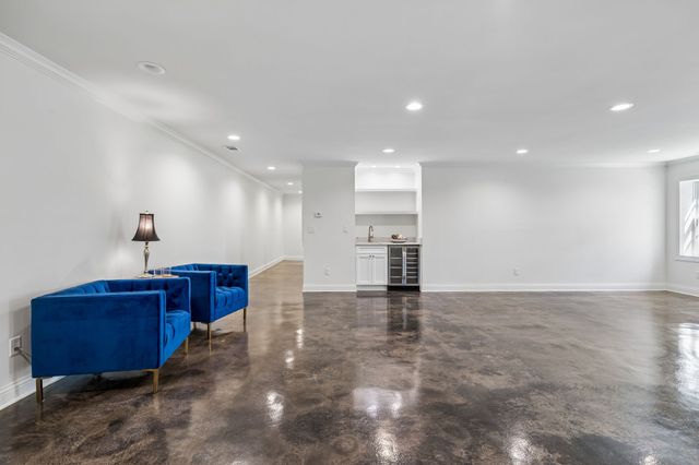 5622 Hillview Dr, Brentwood, TN 37027