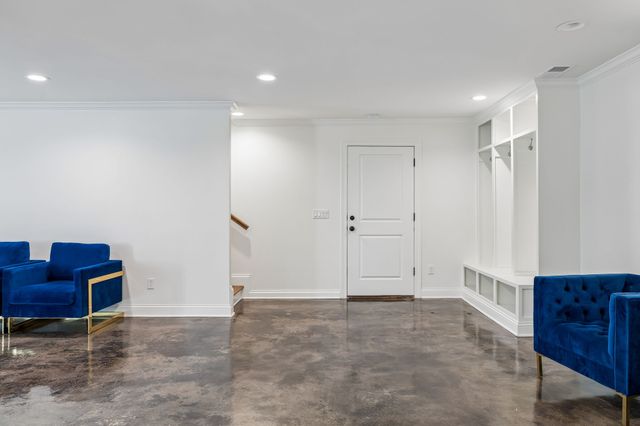 5622 Hillview Dr, Brentwood, TN 37027