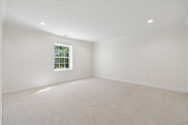 5622 Hillview Dr, Brentwood, TN 37027