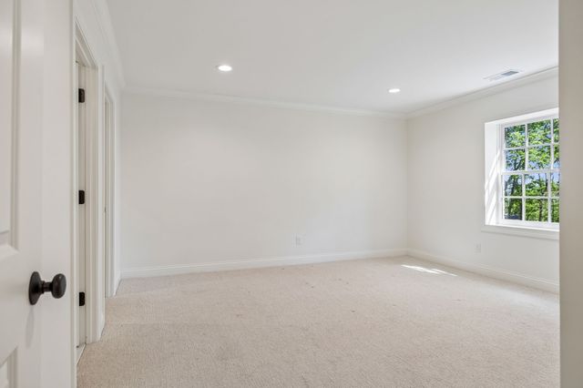 5622 Hillview Dr, Brentwood, TN 37027