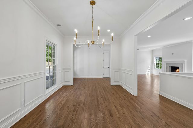 5622 Hillview Dr, Brentwood, TN 37027