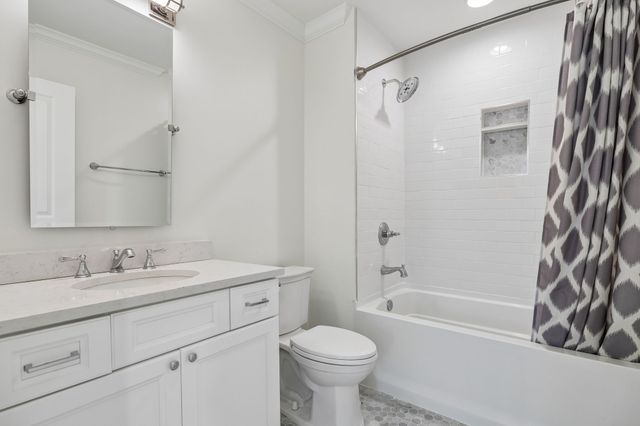 5622 Hillview Dr, Brentwood, TN 37027