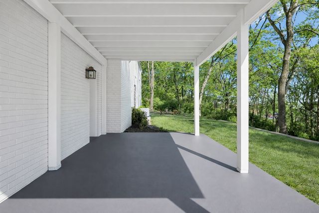 5622 Hillview Dr, Brentwood, TN 37027