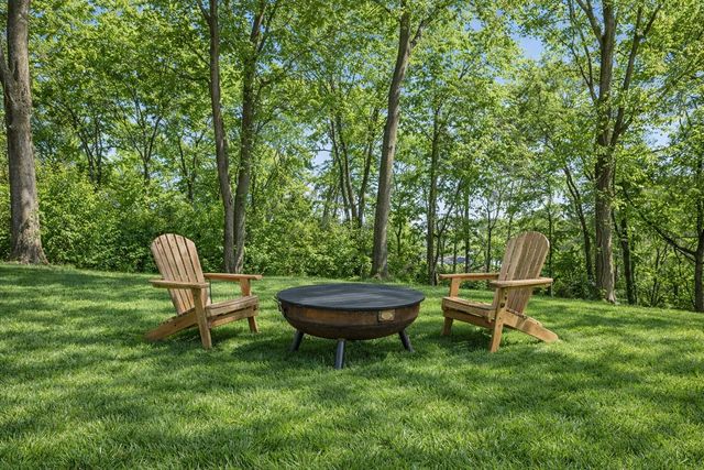 5622 Hillview Dr, Brentwood, TN 37027