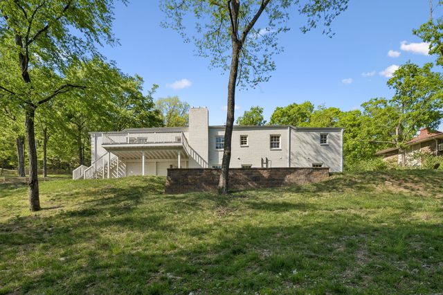 5622 Hillview Dr, Brentwood, TN 37027