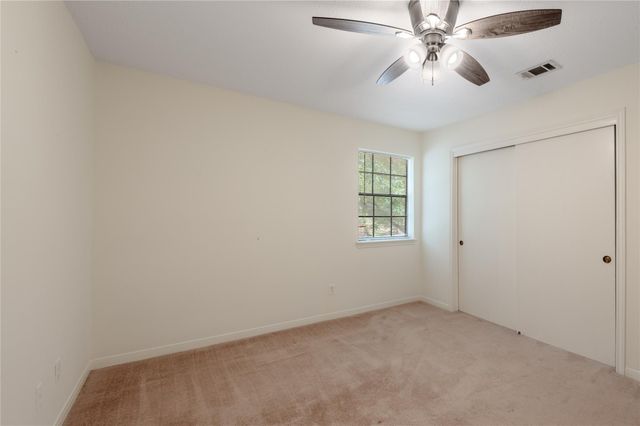 2401 Sycamore Avenue E7, Huntsville, TX 77340
