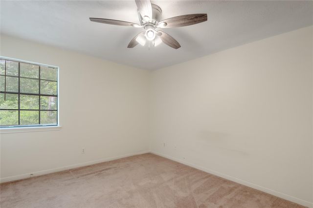 2401 Sycamore Avenue E7, Huntsville, TX 77340