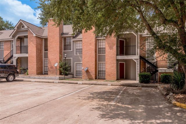 2401 Sycamore Avenue E7, Huntsville, TX 77340