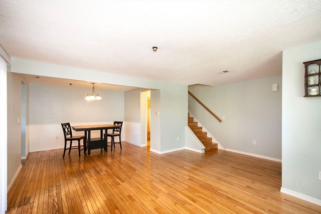 59 Rosewood Dr 59, Stoughton, MA 02072