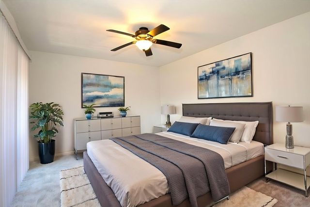 59 Rosewood Dr 59, Stoughton, MA 02072