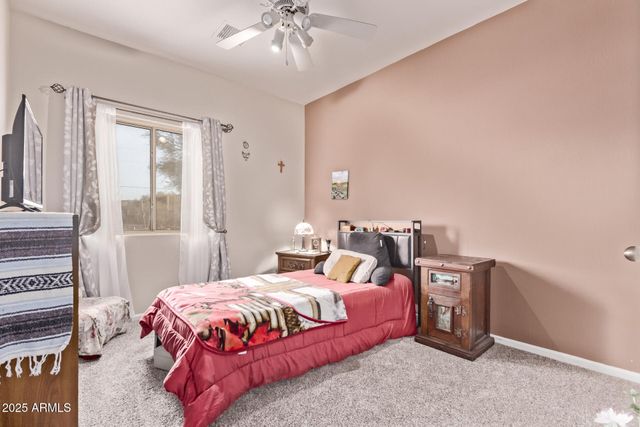 44015 N 20TH Street, New River, AZ 85087