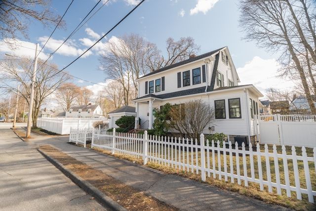 81 Linden Rd, Melrose, MA 02176