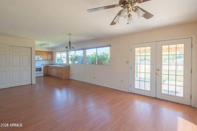 5210 W Monte Cristo Avenue, Glendale, AZ 85306