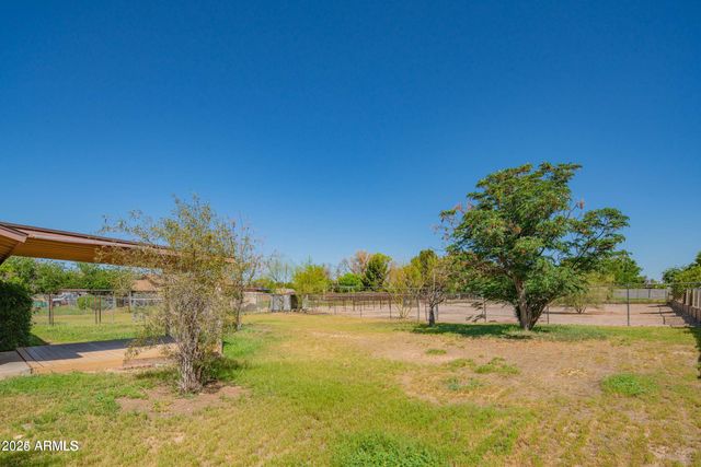 5210 W Monte Cristo Avenue, Glendale, AZ 85306