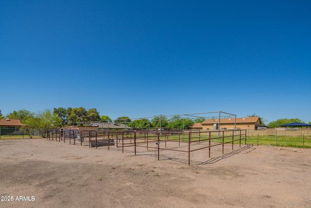 5210 W Monte Cristo Avenue, Glendale, AZ 85306