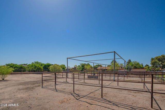 5210 W Monte Cristo Avenue, Glendale, AZ 85306