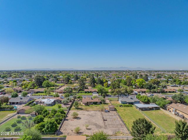 5210 W Monte Cristo Avenue, Glendale, AZ 85306