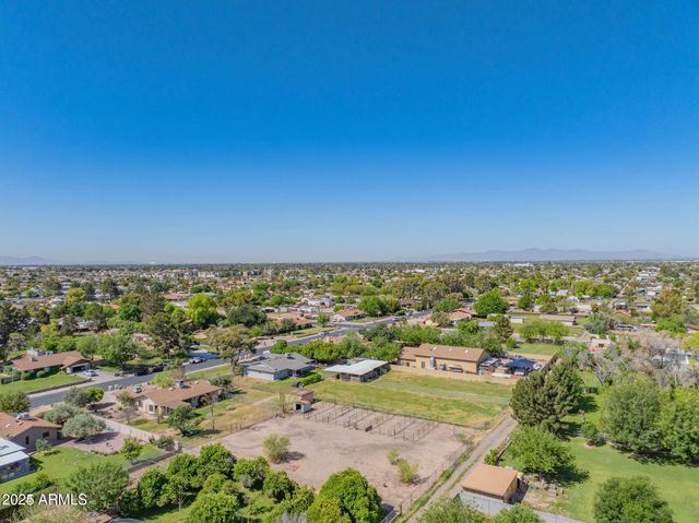5210 W Monte Cristo Avenue, Glendale, AZ 85306