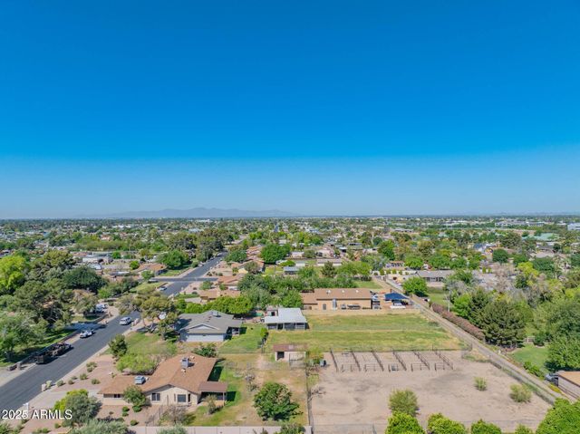 5210 W Monte Cristo Avenue, Glendale, AZ 85306