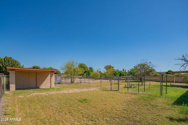 5210 W Monte Cristo Avenue, Glendale, AZ 85306