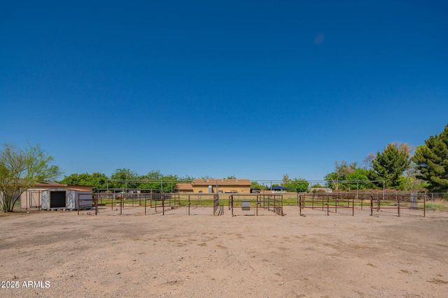 5210 W Monte Cristo Avenue, Glendale, AZ 85306