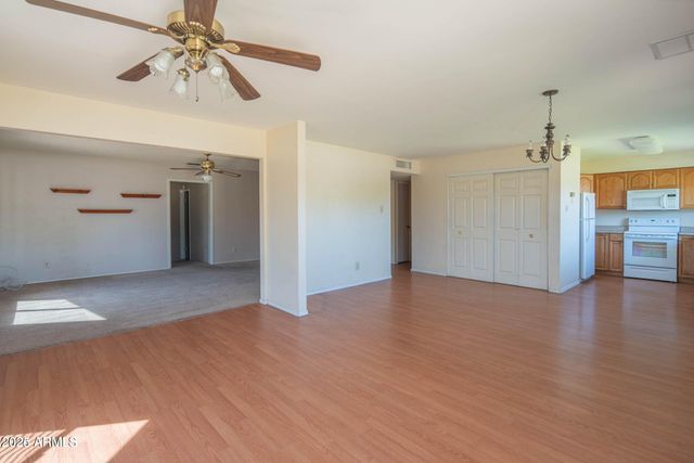 5210 W Monte Cristo Avenue, Glendale, AZ 85306