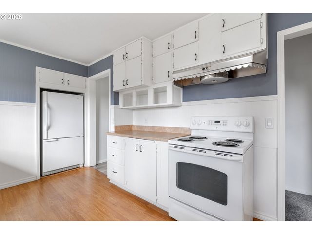 1444 N MAIN Ave, White Salmon, WA 98672