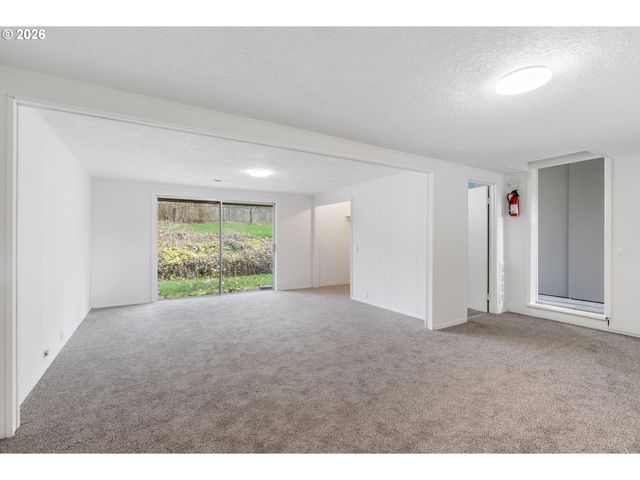 1444 N MAIN Ave, White Salmon, WA 98672