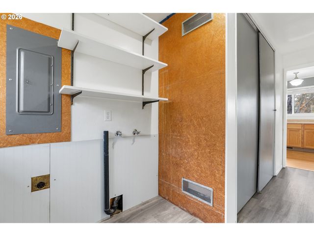 1444 N MAIN Ave, White Salmon, WA 98672