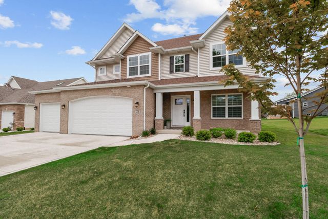 75 Bergamo Lane, Crown Point, IN 46307