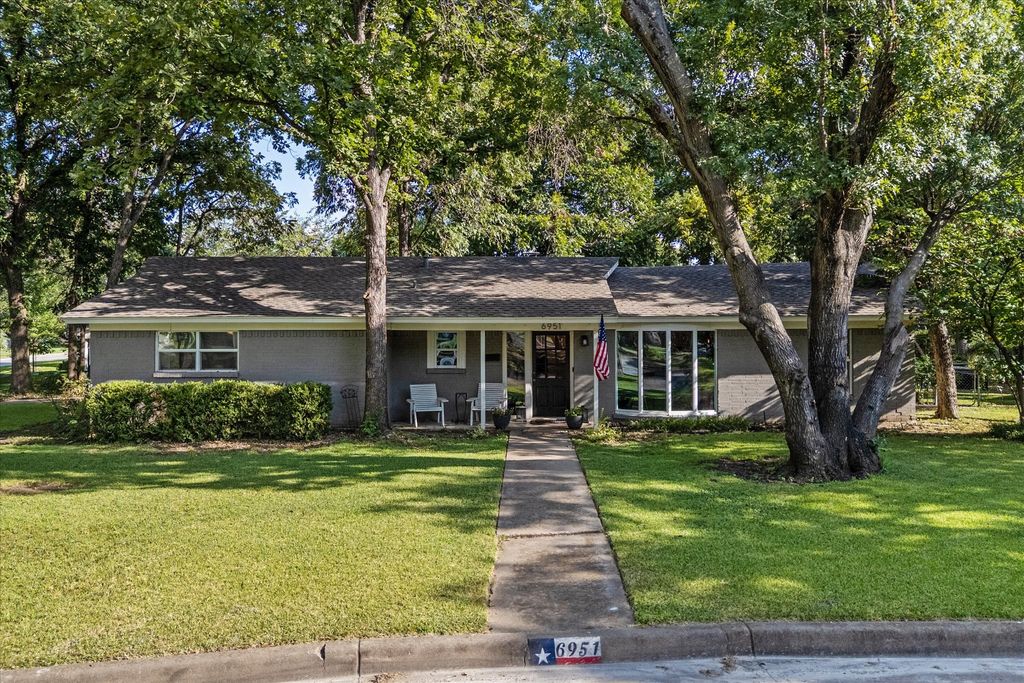 6951 Pinon Street, Fort Worth, TX 76116