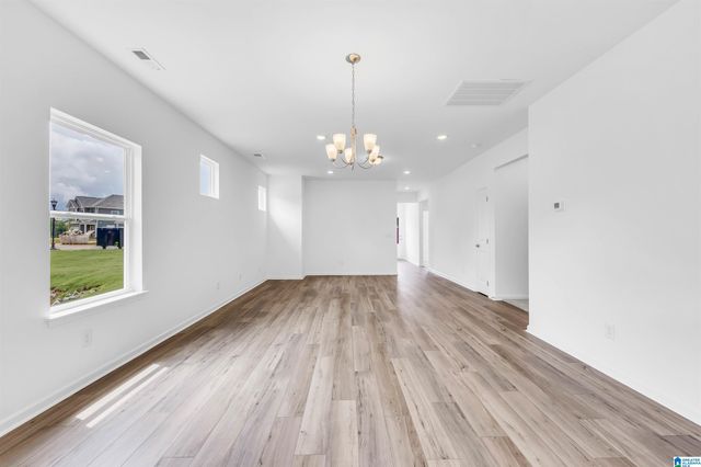 7355 UPLAND LOOP, Leeds, AL 35094