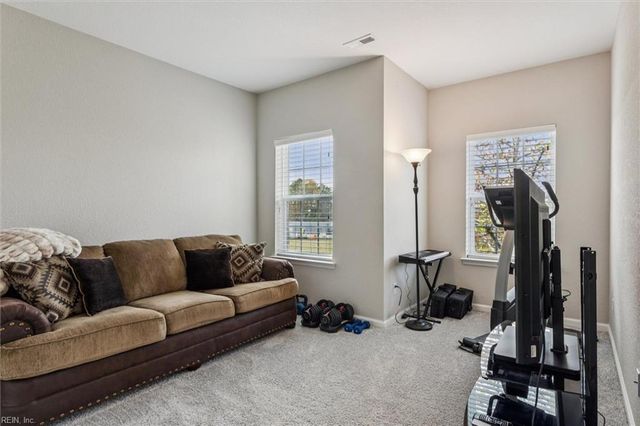 301 Waterside DR, Hampton, VA 23666